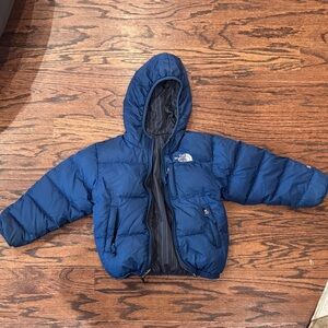 The North Face Deep Blue Hooded Reversible Puffer Jacket size XS